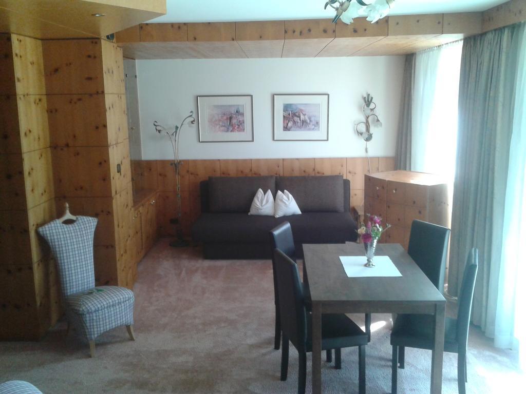 Ski & Golf Apartment Zell Am See Oda fotoğraf